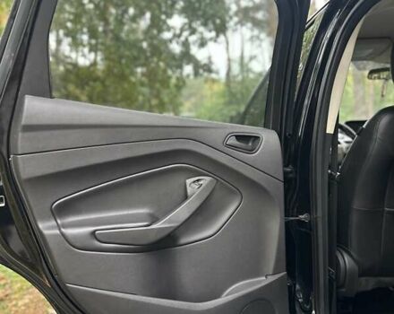 Черный Форд Эскейп, объемом двигателя 2.49 л и пробегом 129 тыс. км за 12450 $, фото 20 на Automoto.ua