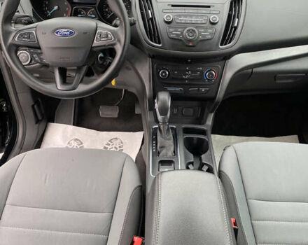 Черный Форд Эскейп, объемом двигателя 2.5 л и пробегом 188 тыс. км за 10900 $, фото 10 на Automoto.ua