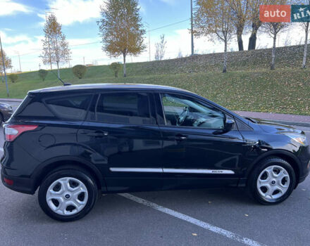 Форд Эскейп 2017 в Киеве на Automoto.ua Черный Форд Эскейп, объемом двигателя 2.5 л и пробегом 98 тыс. км за 13500 $, фото 8 на Automoto.ua