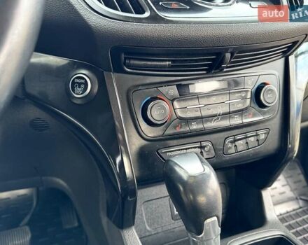 Чорний Форд Ескейп, об'ємом двигуна 1.5 л та пробігом 239 тис. км за 12300 $, фото 28 на Automoto.ua