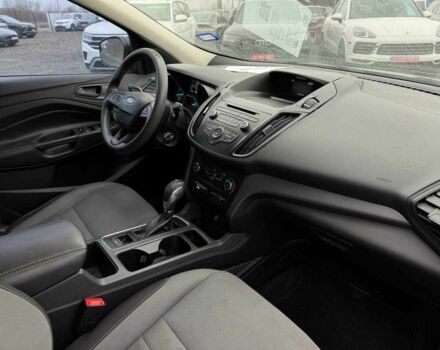 Черный Форд Эскейп, объемом двигателя 2.5 л и пробегом 136 тыс. км за 9400 $, фото 5 на Automoto.ua