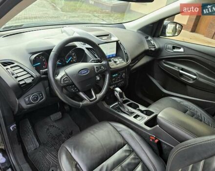 Черный Форд Эскейп, объемом двигателя 2 л и пробегом 110 тыс. км за 7800 $, фото 8 на Automoto.ua