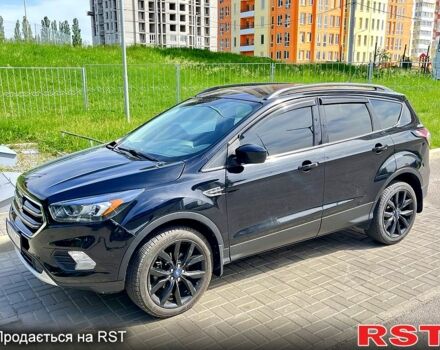 Черный Форд Эскейп, объемом двигателя 1.5 л и пробегом 207 тыс. км за 11550 $, фото 5 на Automoto.ua