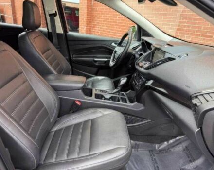 Черный Форд Эскейп, объемом двигателя 2 л и пробегом 99 тыс. км за 3500 $, фото 16 на Automoto.ua