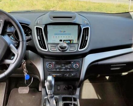 Черный Форд Эскейп, объемом двигателя 1.5 л и пробегом 115 тыс. км за 13500 $, фото 4 на Automoto.ua