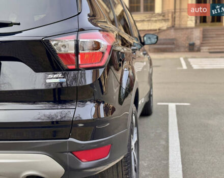 Черный Форд Эскейп, объемом двигателя 1.5 л и пробегом 143 тыс. км за 12999 $, фото 10 на Automoto.ua