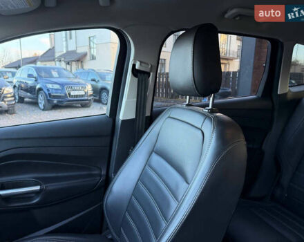 Черный Форд Эскейп, объемом двигателя 1.5 л и пробегом 147 тыс. км за 12600 $, фото 43 на Automoto.ua