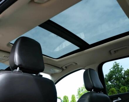 Черный Форд Эскейп, объемом двигателя 2 л и пробегом 89 тыс. км за 9000 $, фото 4 на Automoto.ua