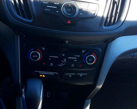 Черный Форд Эскейп, объемом двигателя 1.5 л и пробегом 122 тыс. км за 12350 $, фото 10 на Automoto.ua