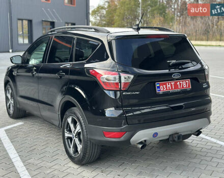 Черный Форд Эскейп, объемом двигателя 1.5 л и пробегом 142 тыс. км за 12990 $, фото 4 на Automoto.ua