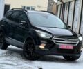 Черный Форд Эскейп, объемом двигателя 2 л и пробегом 175 тыс. км за 12850 $, фото 1 на Automoto.ua