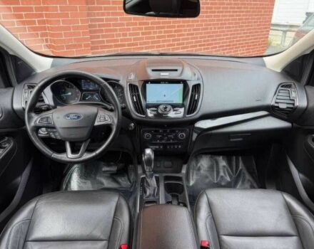 Черный Форд Эскейп, объемом двигателя 2 л и пробегом 99 тыс. км за 3500 $, фото 8 на Automoto.ua