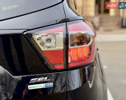 Черный Форд Эскейп, объемом двигателя 1.5 л и пробегом 143 тыс. км за 12999 $, фото 25 на Automoto.ua