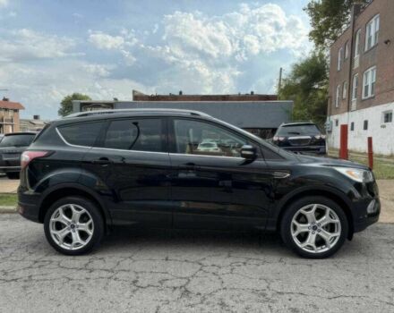 Черный Форд Эскейп, объемом двигателя 2 л и пробегом 44 тыс. км за 3800 $, фото 3 на Automoto.ua