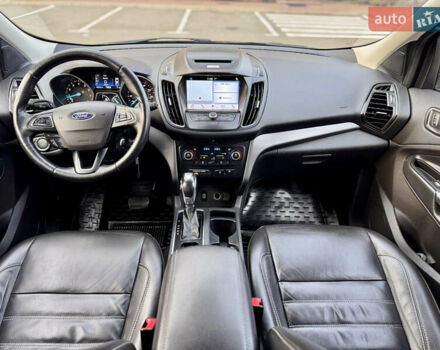 Черный Форд Эскейп, объемом двигателя 1.5 л и пробегом 143 тыс. км за 12999 $, фото 41 на Automoto.ua