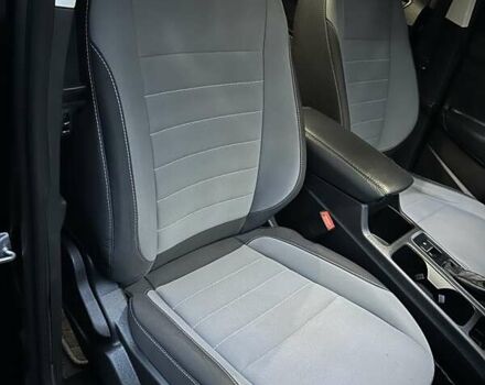 Чорний Форд Ескейп, об'ємом двигуна 2.5 л та пробігом 173 тис. км за 13200 $, фото 10 на Automoto.ua