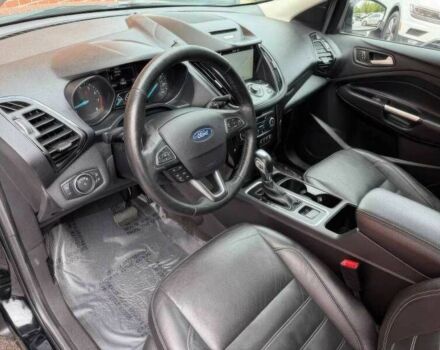 Черный Форд Эскейп, объемом двигателя 2 л и пробегом 99 тыс. км за 3500 $, фото 10 на Automoto.ua