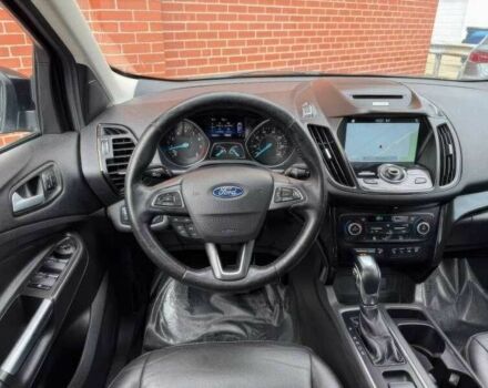 Черный Форд Эскейп, объемом двигателя 2 л и пробегом 99 тыс. км за 3500 $, фото 9 на Automoto.ua