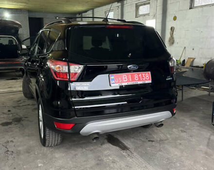 Черный Форд Эскейп, объемом двигателя 1.5 л и пробегом 170 тыс. км за 11200 $, фото 4 на Automoto.ua