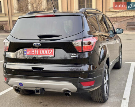 Черный Форд Эскейп, объемом двигателя 1.5 л и пробегом 143 тыс. км за 12999 $, фото 9 на Automoto.ua