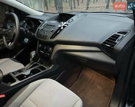 Чорний Форд Ескейп, об'ємом двигуна 2.5 л та пробігом 173 тис. км за 13200 $, фото 8 на Automoto.ua