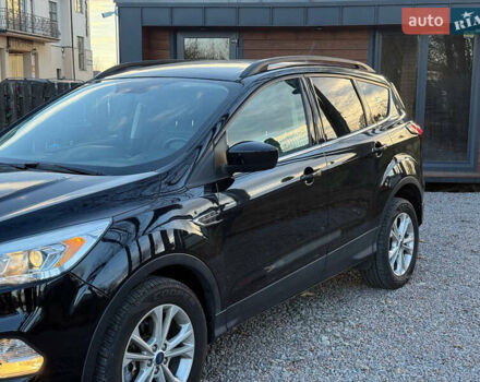 Черный Форд Эскейп, объемом двигателя 1.5 л и пробегом 147 тыс. км за 12600 $, фото 3 на Automoto.ua