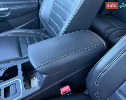 Черный Форд Эскейп, объемом двигателя 1.5 л и пробегом 147 тыс. км за 12600 $, фото 42 на Automoto.ua