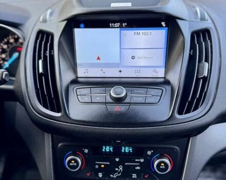 Черный Форд Эскейп, объемом двигателя 1.5 л и пробегом 143 тыс. км за 12999 $, фото 59 на Automoto.ua