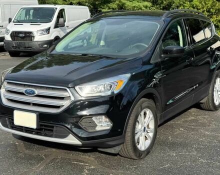 Черный Форд Эскейп, объемом двигателя 1.5 л и пробегом 32 тыс. км за 4200 $, фото 2 на Automoto.ua