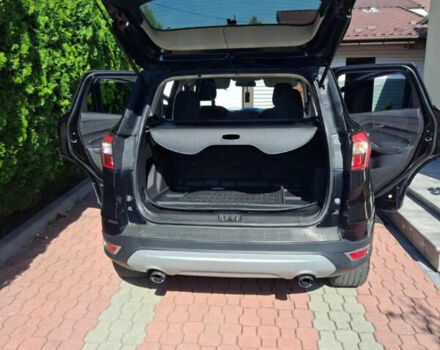 Черный Форд Эскейп, объемом двигателя 1.5 л и пробегом 145 тыс. км за 12000 $, фото 4 на Automoto.ua