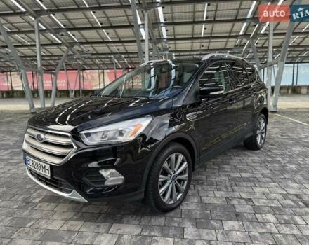 Форд Ескейп 2018 у Львові на Automoto.ua Чорний Форд Ескейп, об'ємом двигуна 2 л та пробігом 127 тис. км за 15250 $, фото 3 на Automoto.ua
