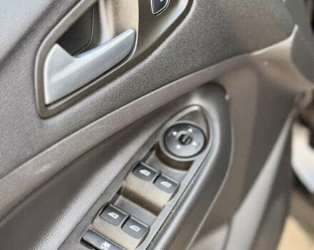 Черный Форд Эскейп, объемом двигателя 1.5 л и пробегом 143 тыс. км за 12999 $, фото 31 на Automoto.ua