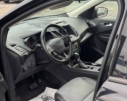 Черный Форд Эскейп, объемом двигателя 1.5 л и пробегом 189 тыс. км за 11499 $, фото 12 на Automoto.ua