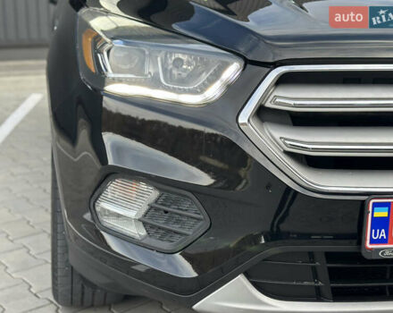 Черный Форд Эскейп, объемом двигателя 1.5 л и пробегом 142 тыс. км за 12990 $, фото 17 на Automoto.ua