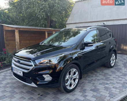 Чорний Форд Ескейп, об'ємом двигуна 2 л та пробігом 76 тис. км за 15900 $, фото 1 на Automoto.ua