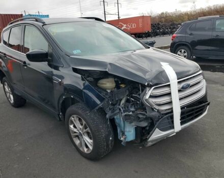 Черный Форд Эскейп, объемом двигателя 1.5 л и пробегом 140 тыс. км за 8000 $, фото 1 на Automoto.ua