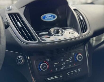 Форд Ескейп 2018 у Львові на Automoto.ua Чорний Форд Ескейп, об'ємом двигуна 2 л та пробігом 127 тис. км за 15250 $, фото 22 на Automoto.ua