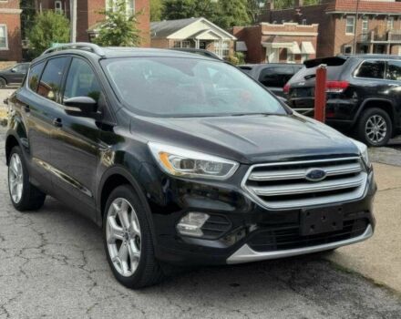 Черный Форд Эскейп, объемом двигателя 2 л и пробегом 44 тыс. км за 3800 $, фото 2 на Automoto.ua