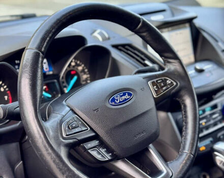 Черный Форд Эскейп, объемом двигателя 1.5 л и пробегом 143 тыс. км за 12999 $, фото 32 на Automoto.ua