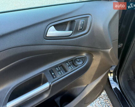 Черный Форд Эскейп, объемом двигателя 1.5 л и пробегом 147 тыс. км за 12600 $, фото 34 на Automoto.ua