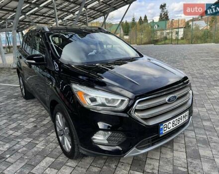 Форд Ескейп 2018 у Львові на Automoto.ua Чорний Форд Ескейп, об'ємом двигуна 2 л та пробігом 127 тис. км за 15250 $, фото 5 на Automoto.ua