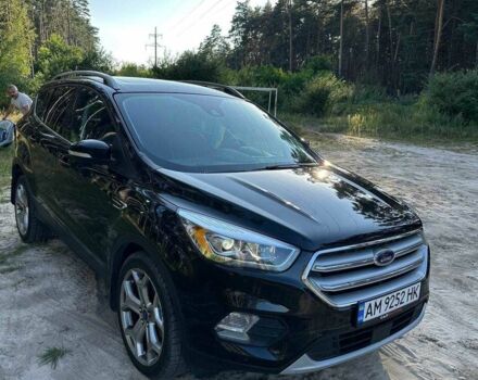 Черный Форд Эскейп, объемом двигателя 2 л и пробегом 126 тыс. км за 15000 $, фото 2 на Automoto.ua