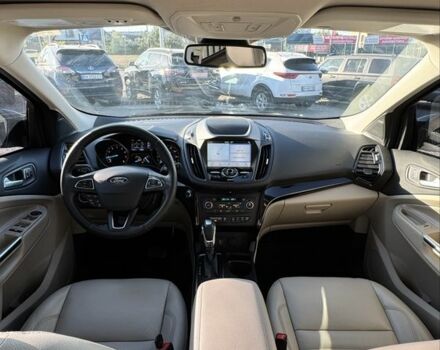 Черный Форд Эскейп, объемом двигателя 2 л и пробегом 48 тыс. км за 15700 $, фото 16 на Automoto.ua