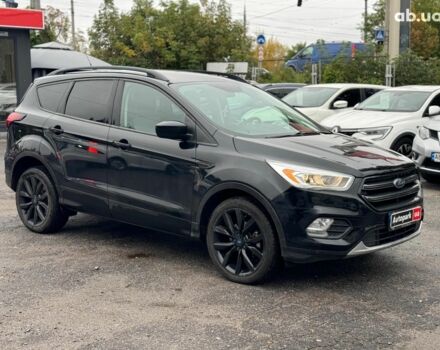 Чорний Форд Ескейп, об'ємом двигуна 1.5 л та пробігом 147 тис. км за 14390 $, фото 2 на Automoto.ua