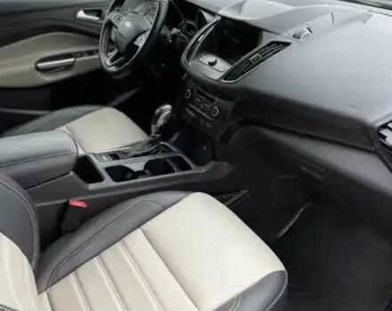 Черный Форд Эскейп, объемом двигателя 1.5 л и пробегом 115 тыс. км за 10200 $, фото 5 на Automoto.ua