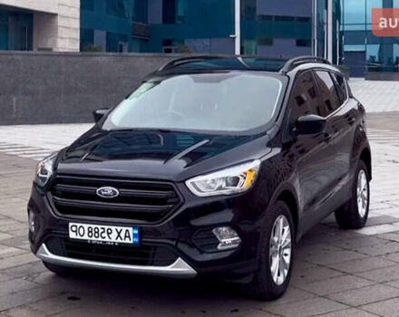 Чорний Форд Ескейп, об'ємом двигуна 1.5 л та пробігом 82 тис. км за 14999 $, фото 1 на Automoto.ua