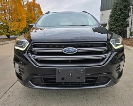 Черный Форд Эскейп, объемом двигателя 1.5 л и пробегом 47 тыс. км за 8700 $, фото 1 на Automoto.ua