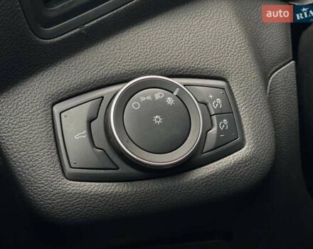 Черный Форд Эскейп, объемом двигателя 2.49 л и пробегом 61 тыс. км за 13490 $, фото 23 на Automoto.ua