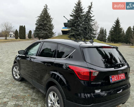 Чорний Форд Ескейп, об'ємом двигуна 1.5 л та пробігом 214 тис. км за 10700 $, фото 4 на Automoto.ua