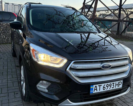 Черный Форд Эскейп, объемом двигателя 1.5 л и пробегом 112 тыс. км за 14900 $, фото 3 на Automoto.ua